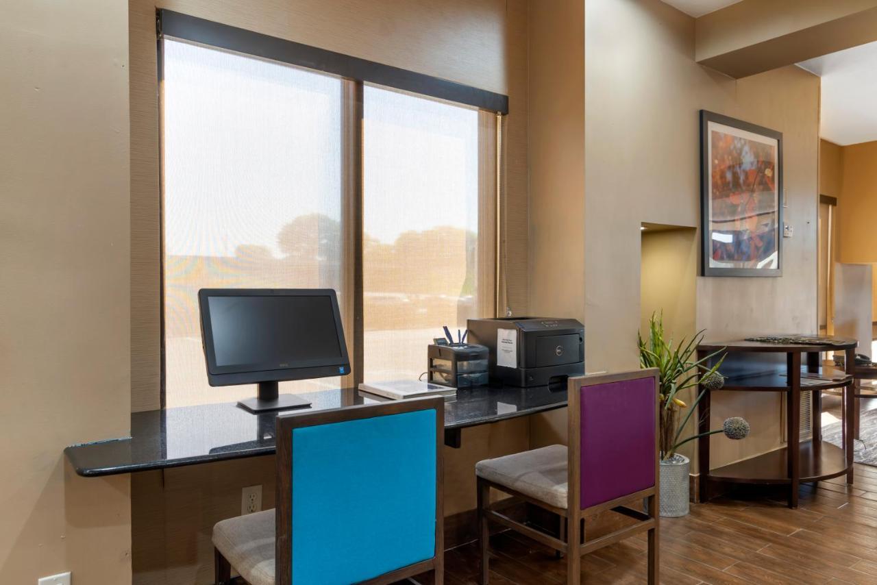 Comfort Suites Locust Grove Atlanta South Esterno foto
